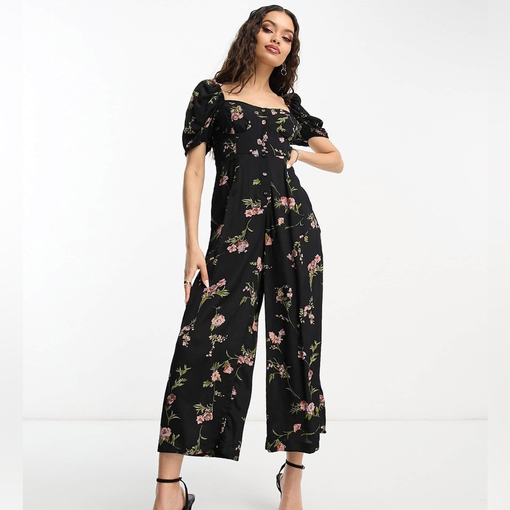 ASOS DESIGN Petite milkmaid jumpsuit in floral print